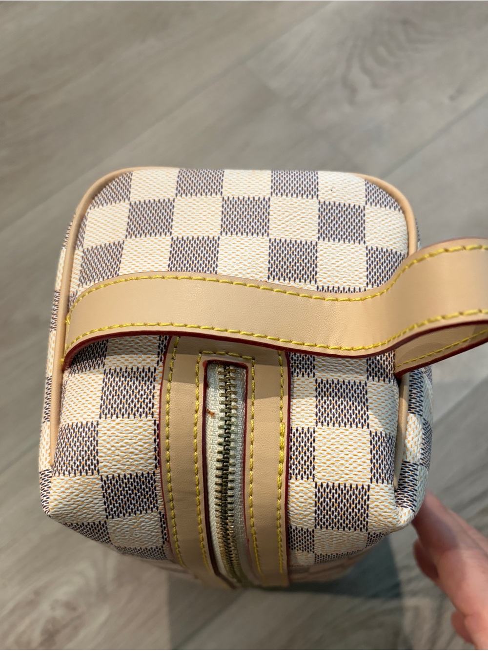 Cream Gray Checkerboard Cosmetic Case Bag - Picture 6 of 8